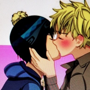 Kissing boys